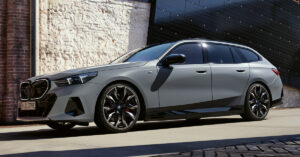 BMW i5 Touring G61