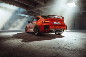 M2 G87 in der Farbe Orange