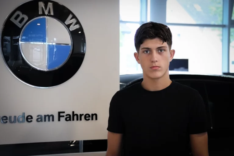 Felix Bottrop - BMW Auszubildender Automobilkaufmann - Arda Semiz